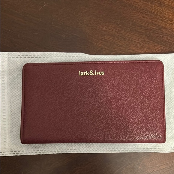 Lark & Ives Collectibles Continental Snap Wallet - Picture 6 of 8